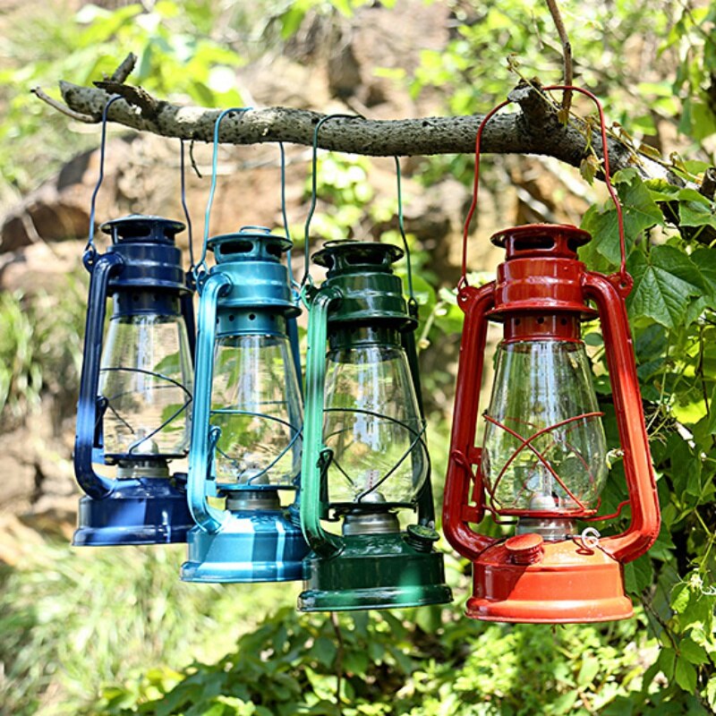 1PC Handheld Oil Lamp Retro Kerosene lamp Camping Light Flame Light Lantern Outdoor Indoor Nightlights Camping Lamp Tools